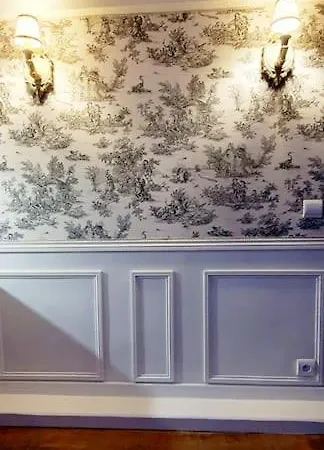 Studio A Opera Apartment *
